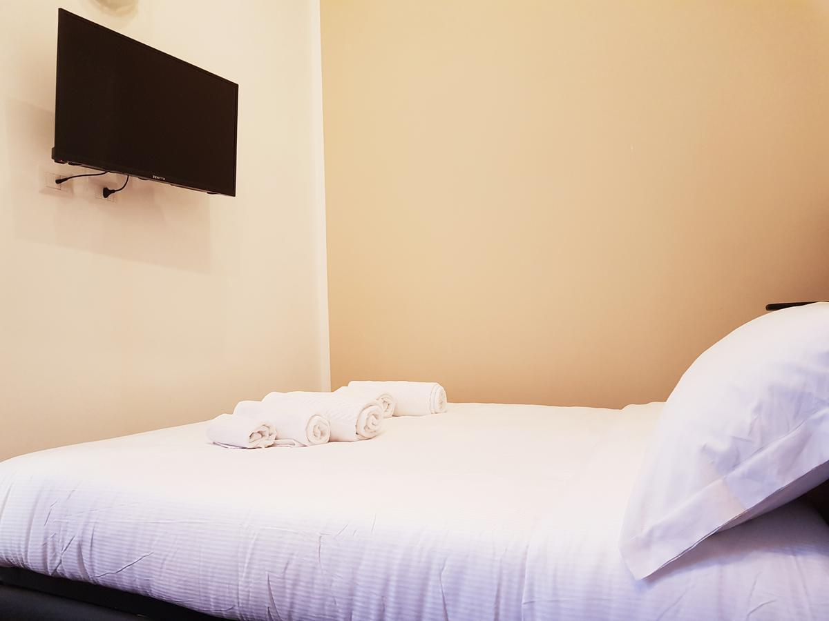 Cairoli Rooms Рим Экстерьер фото