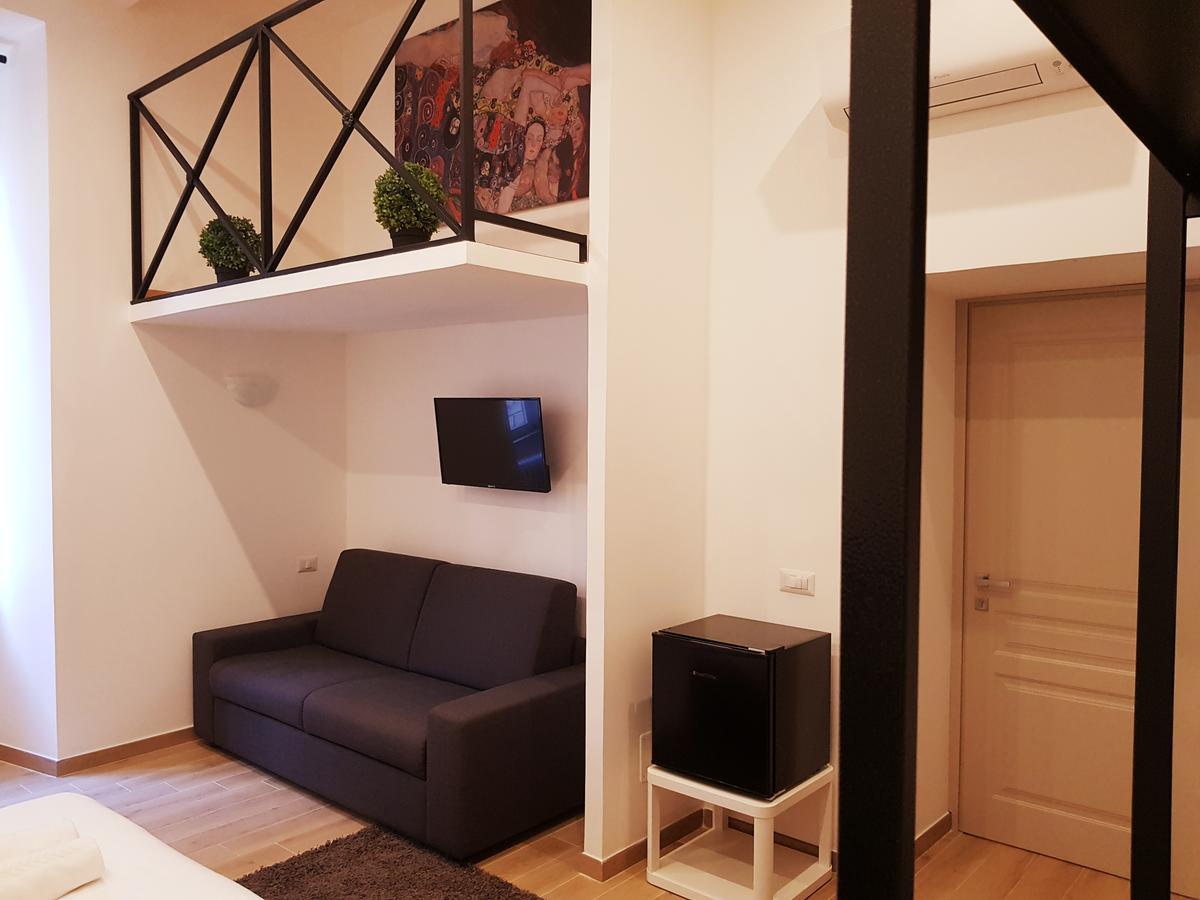 Cairoli Rooms Рим Экстерьер фото